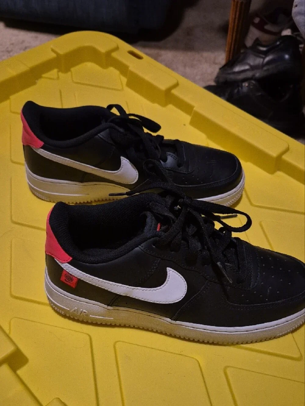 Nike Kids Low-Top Sneakers — Black & Pink Accents - Picture 2 of 5
